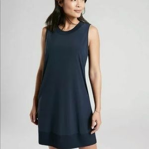 Athleta Zephyr Dress Womens XL Navy Blue Athleisure UPF 50+ Wrinkle Resistant